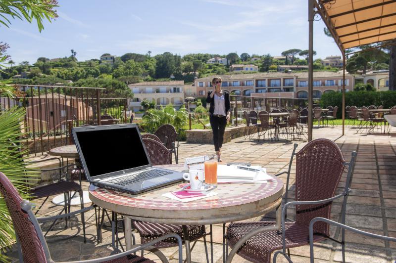 Hotel Les Jardins De 3*